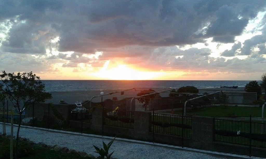 Appartamenti Sul Mare Rivazzurra Belvedere Marittimo Camera foto